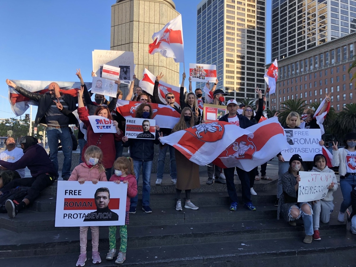 US re-imposes sanctions on Belarus’ major enterprises in response to Rynair hijacking | LiveFEED