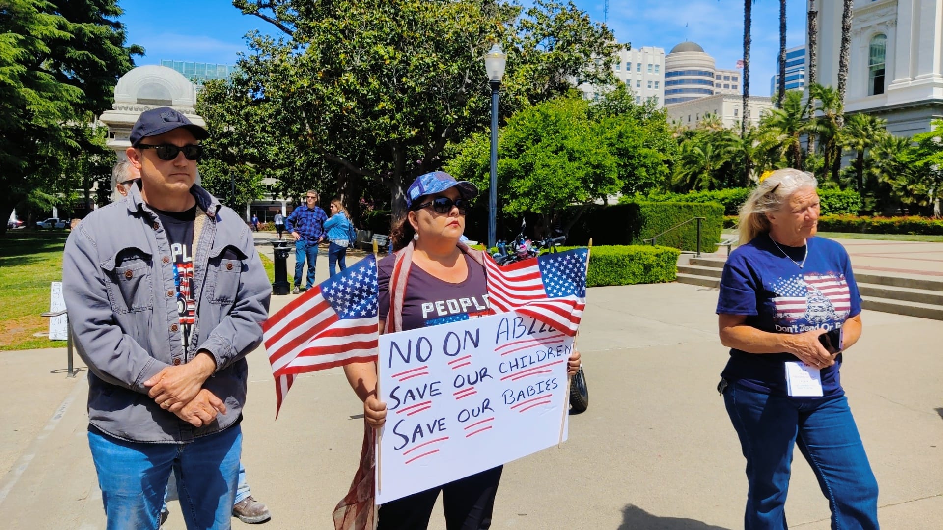 The People's Convoy and supporters gather in Sacramento, announce rallies to oppose the state's pandemic bills